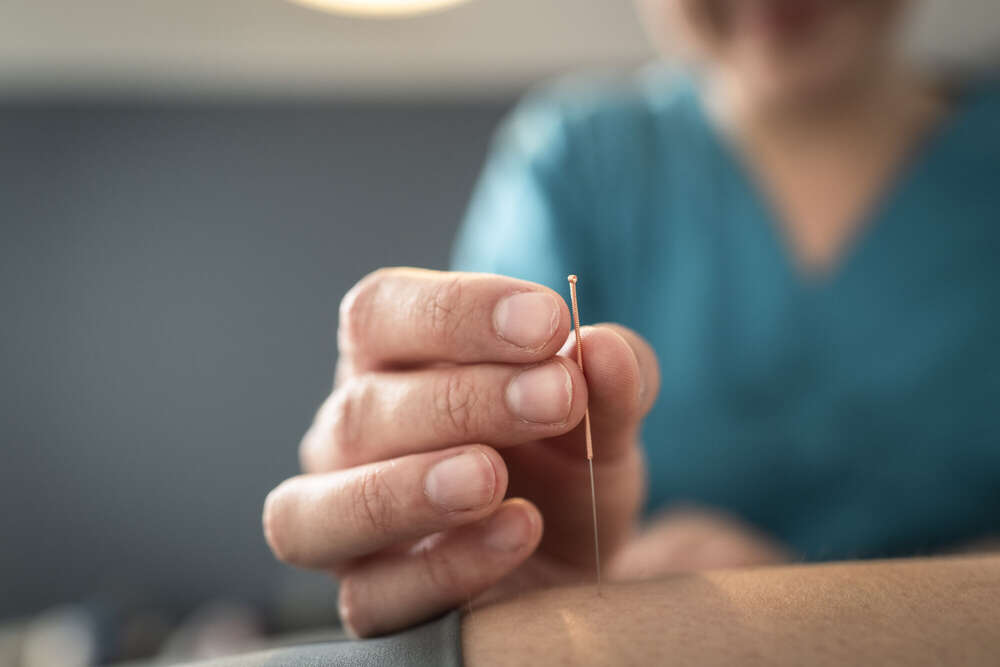 Heilpraktikerin Nathalie Krüger (Anna Schnauss)