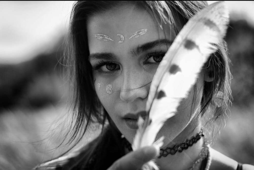 Seelenblick im Federlicht (Christof Bramorski)