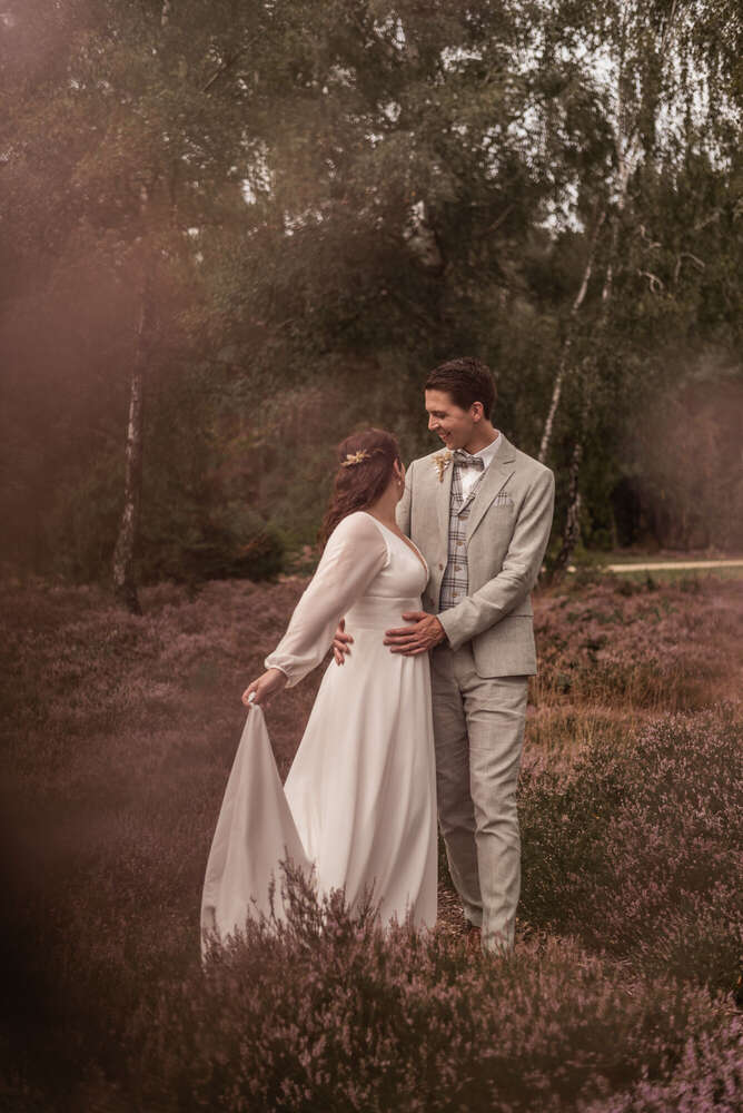 Brautpaarshooting in der Heide (Hochzeit) (MMD Fotografie)