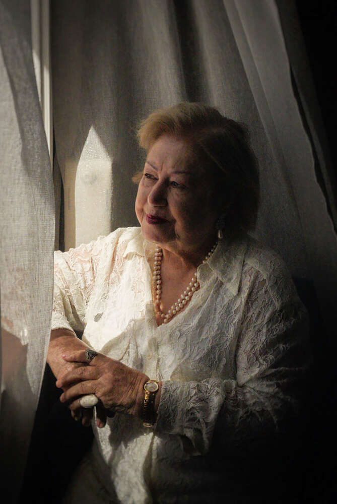 Mahshid Norouzi (Mahshid Norouzi)