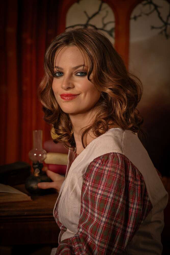 Portrait (Maral  Busch)