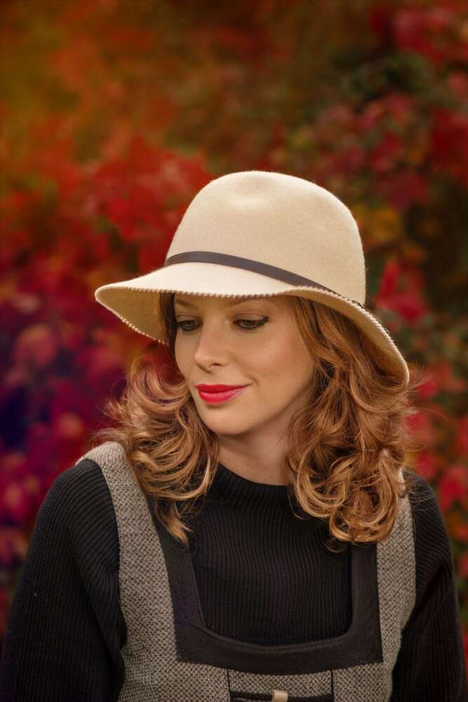 Maral  Busch (Maral  Busch)