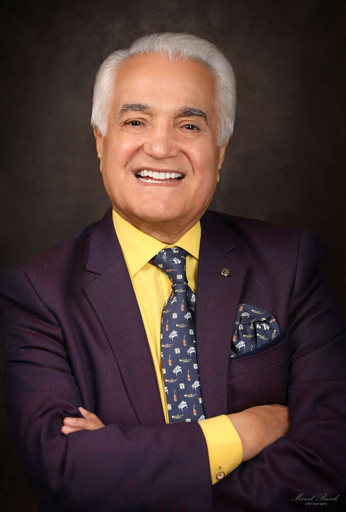 Maral  Busch (Maral  Busch)