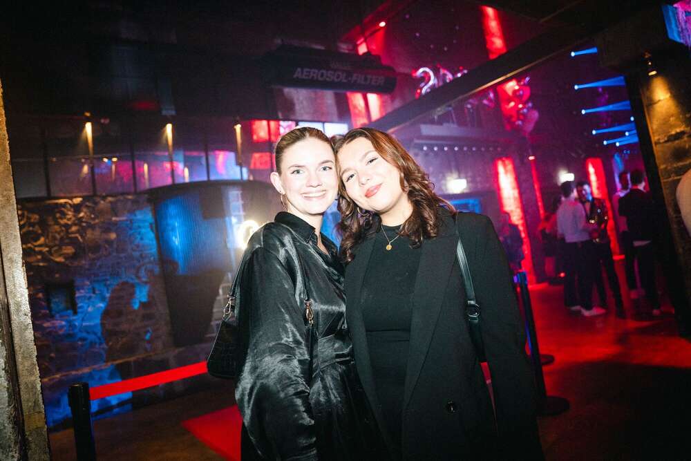 Silvester Party (Lukas Hariegel)