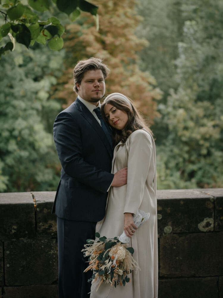 Brautpaar in Schwäbisch Gmünd  (CB Hochzeitsfotografie)