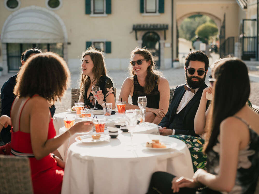 Hochzeit in Italien, Sektempfang (CB Hochzeitsfotografie)