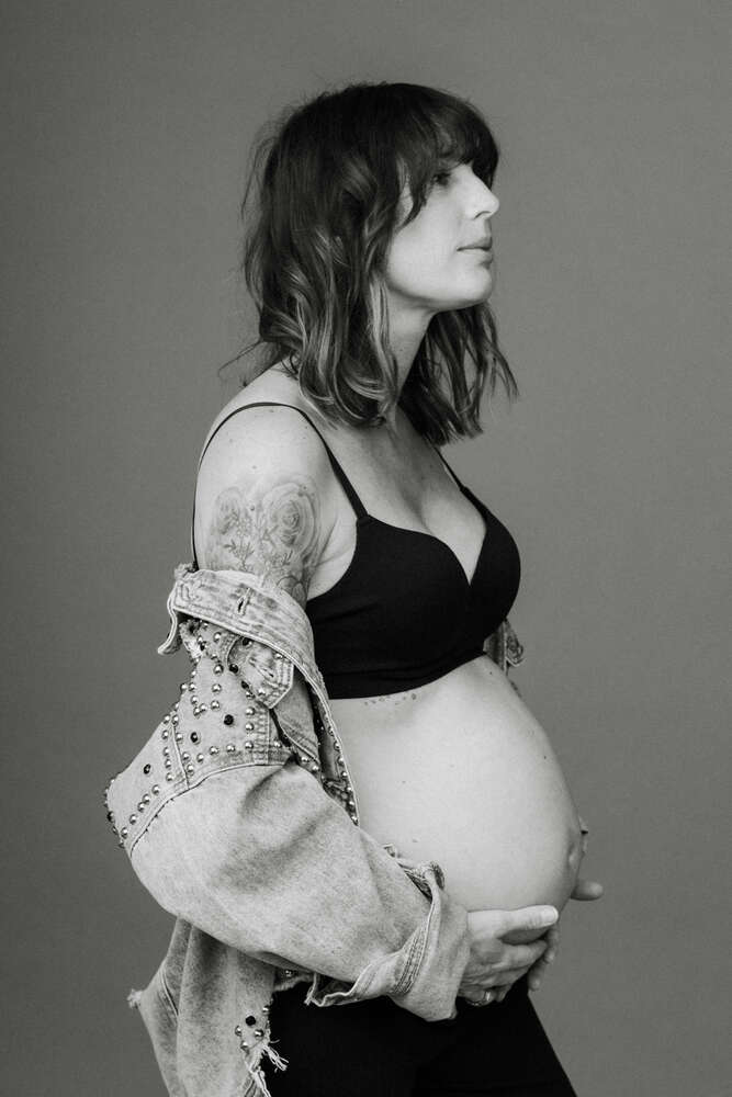 Schwangerschaft Studio Fotoshooting (Maria Z)