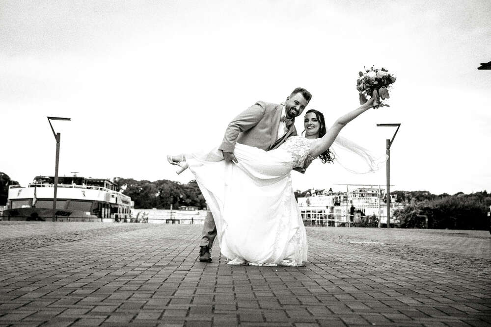 Natascha Schneider (Natascha Schneider)