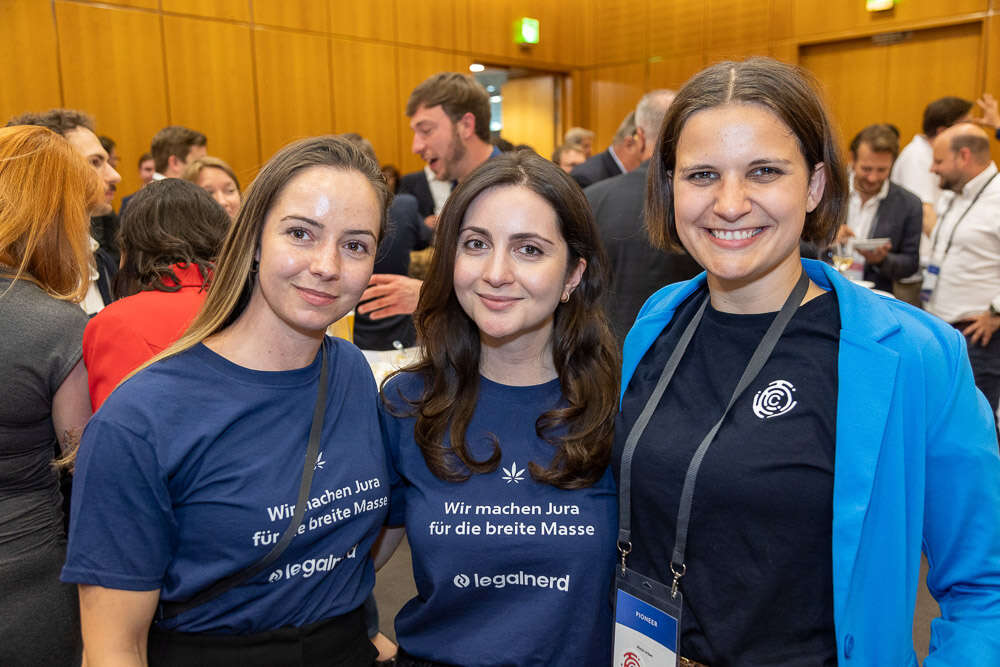 Videograf Frankfurt I Videographer I Photographer (Videograf Frankfurt I Videographer I Photographer)