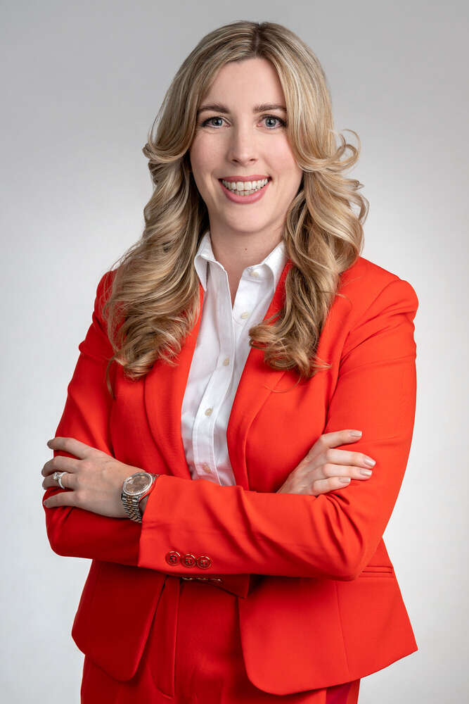 FOTOMEDIA MORGENGG AG (FOTOMEDIA MORGENGG AG)