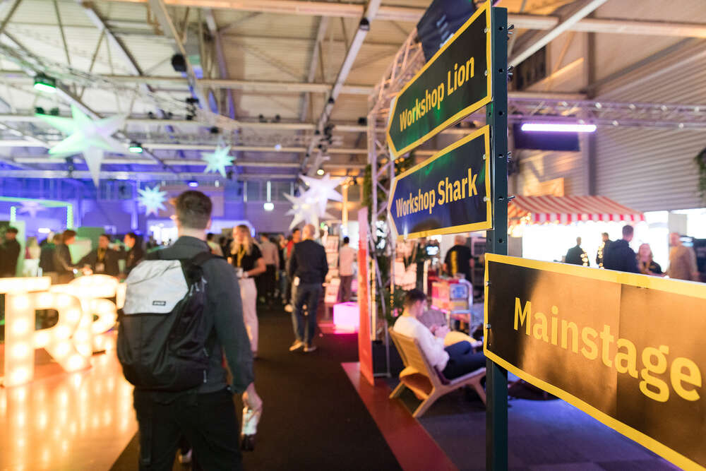 RGB PHOTO GmbH  I  303-PHOTOSTUDIO (RGB PHOTO GmbH  I  303-PHOTOSTUDIO)