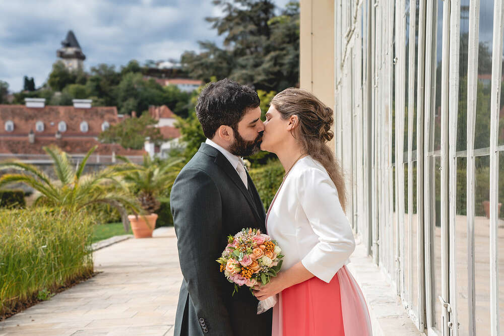 Weddings Rise Up Media (Weddings Rise Up Media)