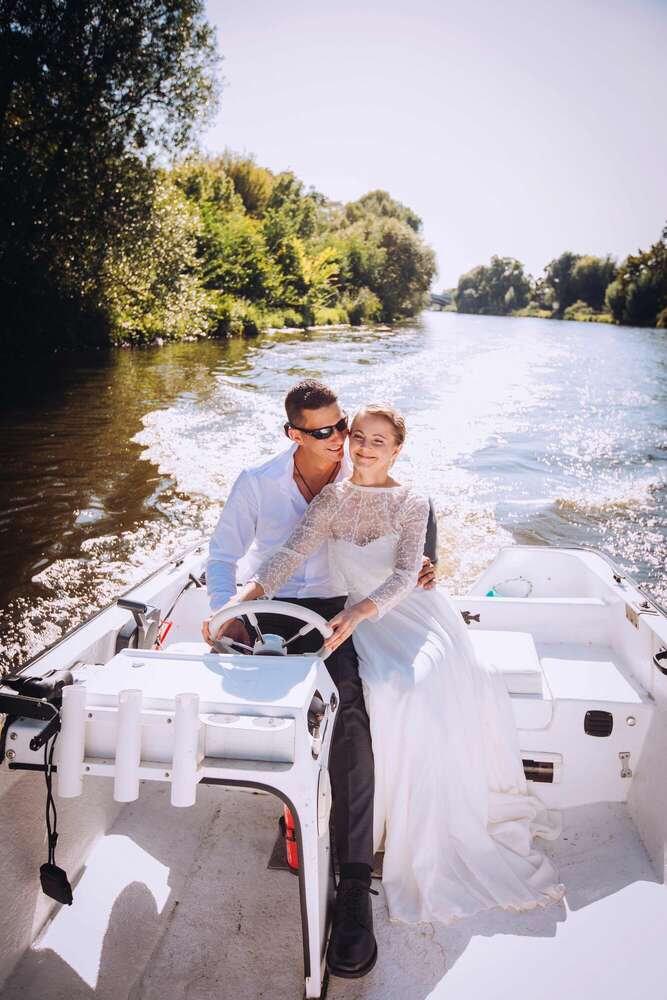 Brautpaarshooting auf dem Boot (korolevafotografie.de)