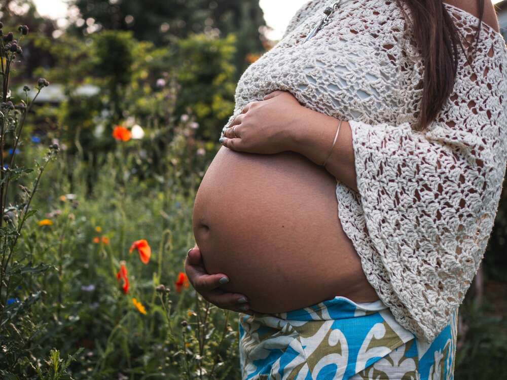 Babybauchshooting Geretsried (Sabrina J. Maier)