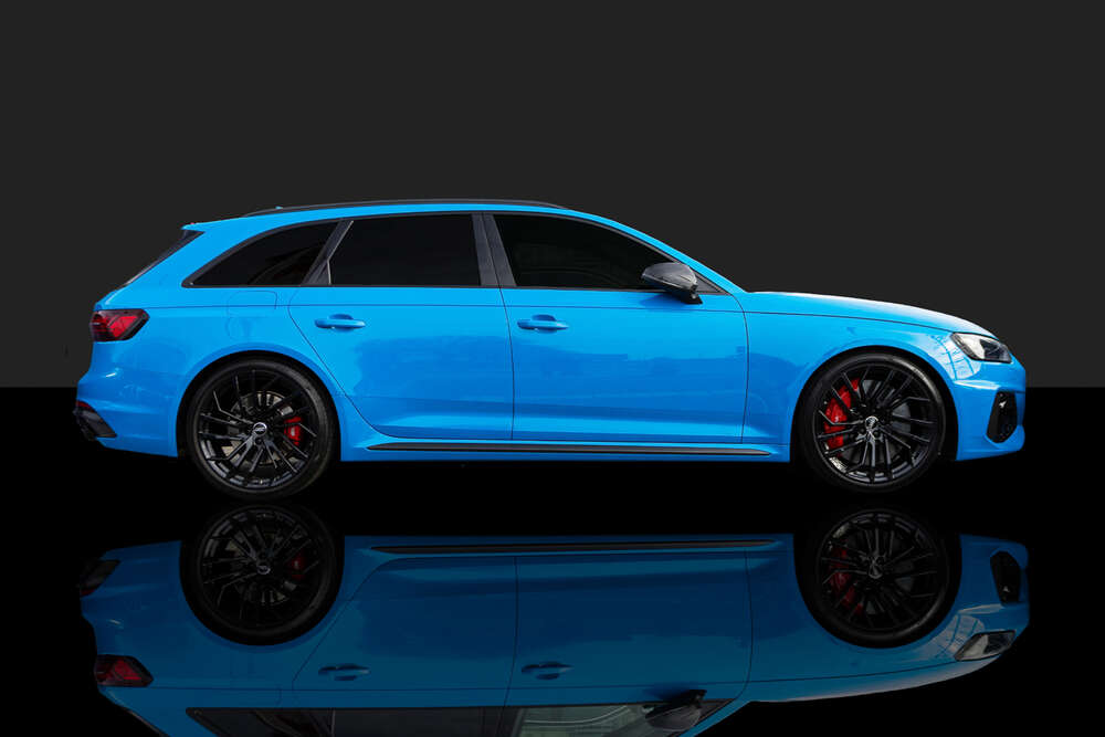 Blauer Audi (Frederic Bauer)