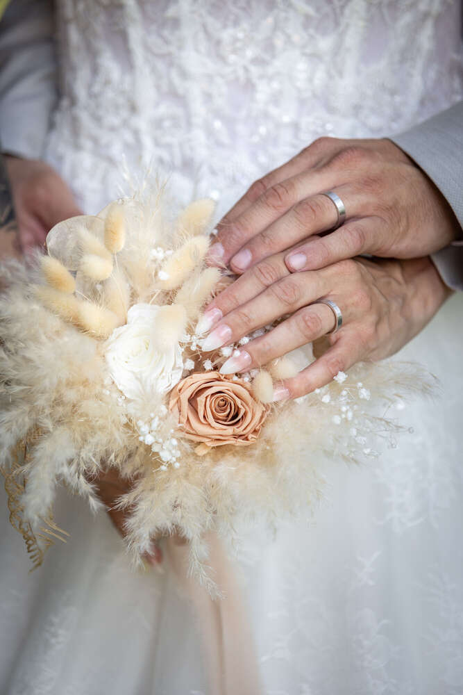 Brautstrauss und Ringe (Foto Flashlight)