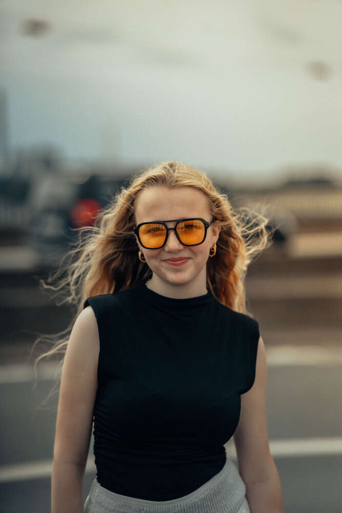 Portrait Shooting Outdoor Posing (Matthias Ramahi Fotografie)