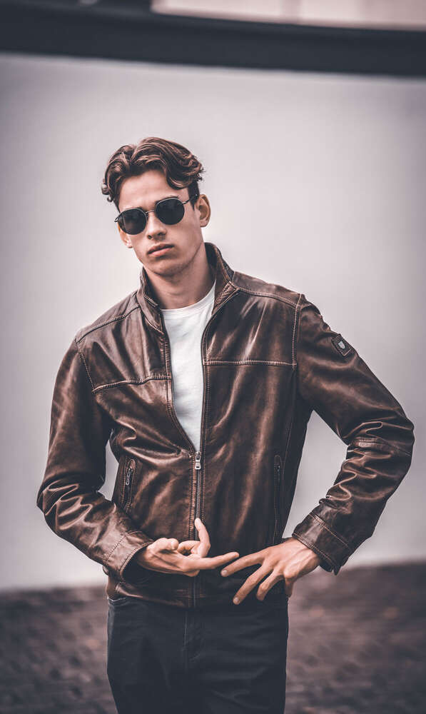 Model Lederjacken Shooting Outdoor (Matthias Ramahi Fotografie)