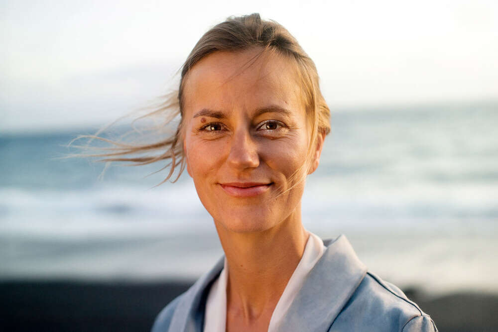 PORTRAITS mit RALF HIEMISCH im JETZT & HIER Studio (PORTRAITS mit RALF HIEMISCH im JETZT & HIER Studio)