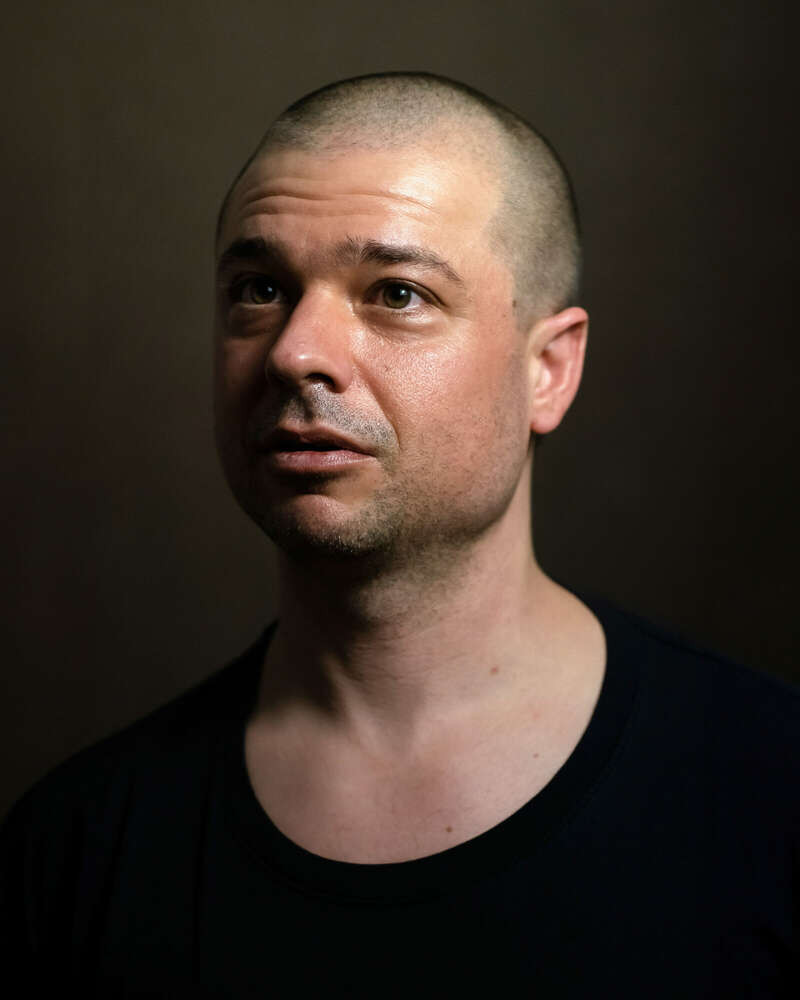 PORTRAITS mit RALF HIEMISCH im JETZT & HIER Studio (PORTRAITS mit RALF HIEMISCH im JETZT & HIER Studio)