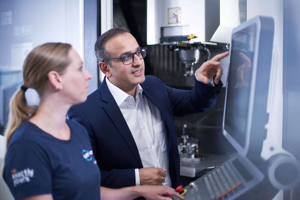 Guenther Schwering (Guenther Schwering)