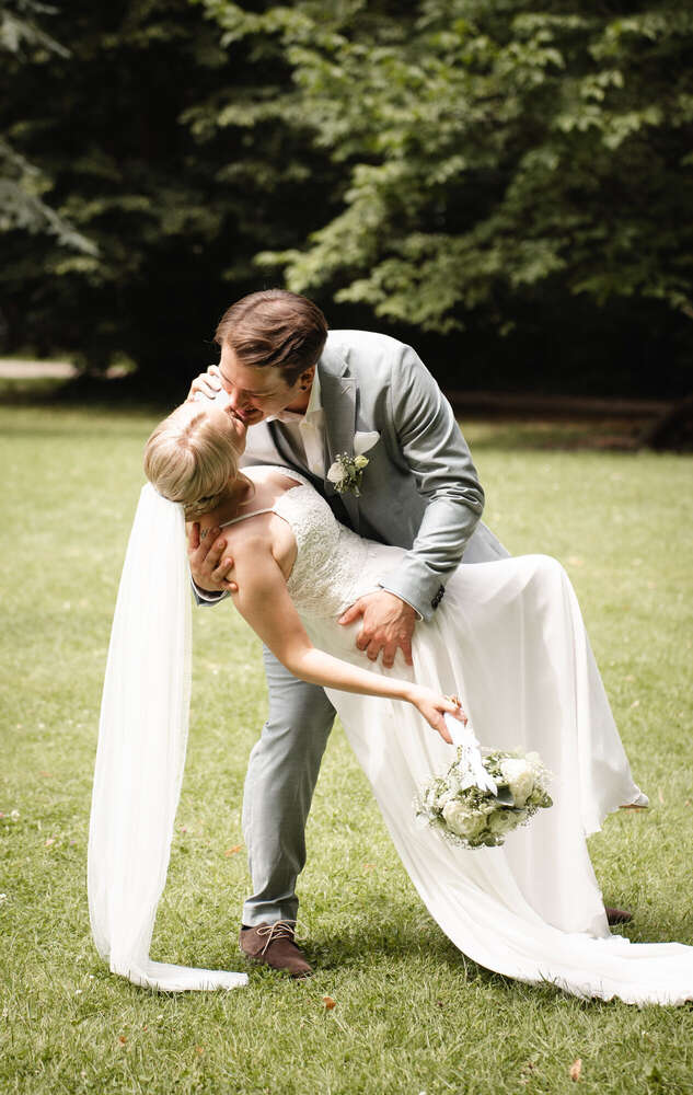 White Stories (White Stories)