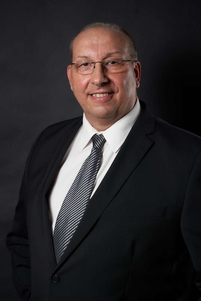 Adam Nowak (Adam Nowak)