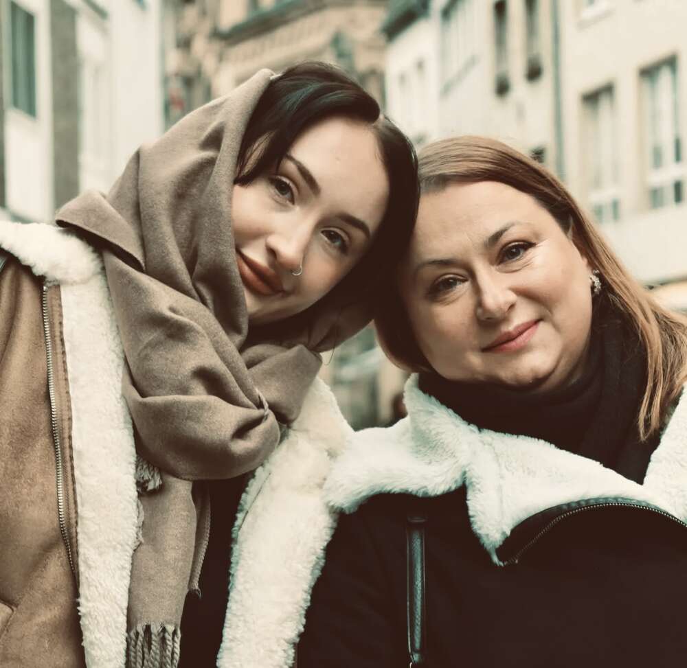 FlashingLensByMemona (FlashingLensByMemona)