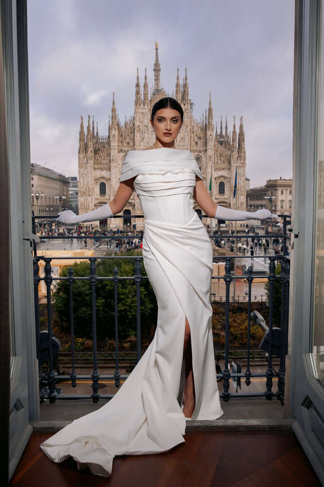 • Outdoor Hochzeit  • Schloss Hochzeit Braut Hochzeitsfotografie, moderne Hochzeit (Irina Ponyatov Fotografie)