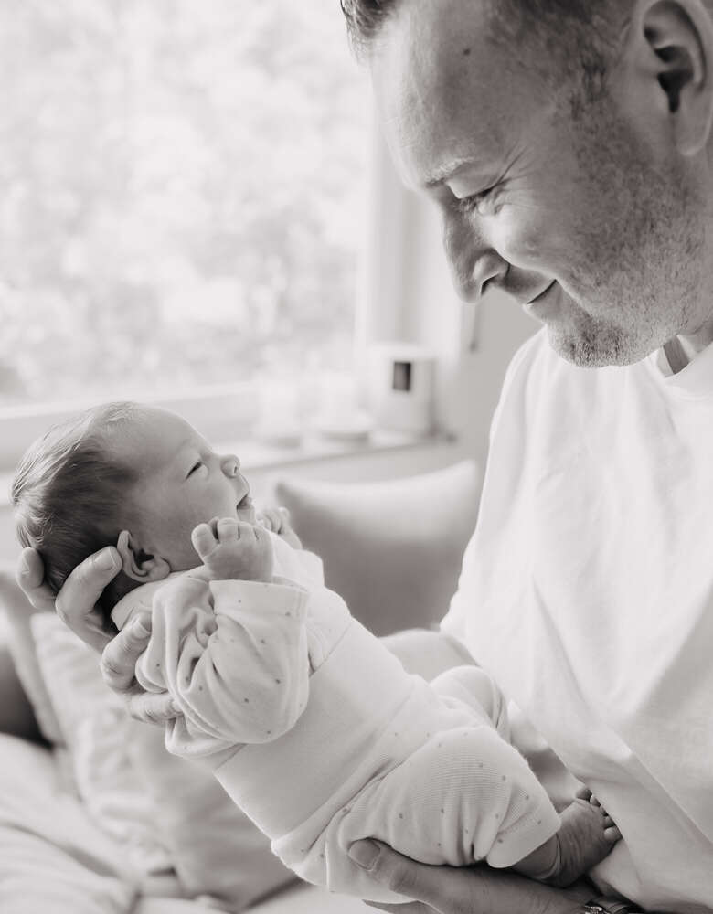 Newbornhomestory (Anika Lowry Photography)