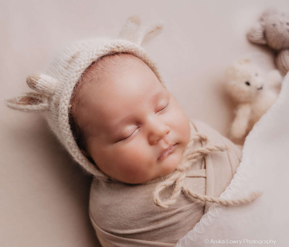 Anika Lowry Photography (Anika Lowry Photography)