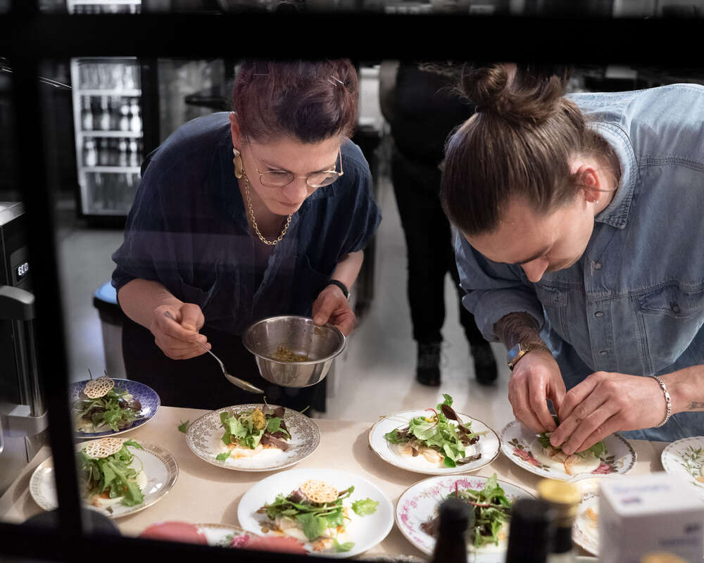 Anika Lowry Photography (Anika Lowry Photography)