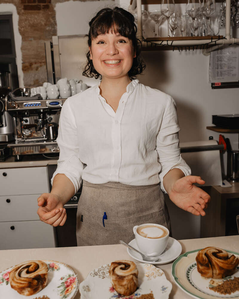 Anika Lowry Photography (Anika Lowry Photography)