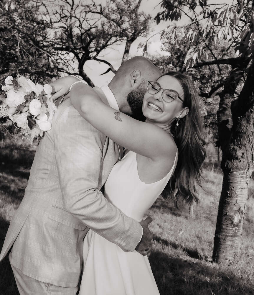 Anika Lowry Photography (Anika Lowry Photography)