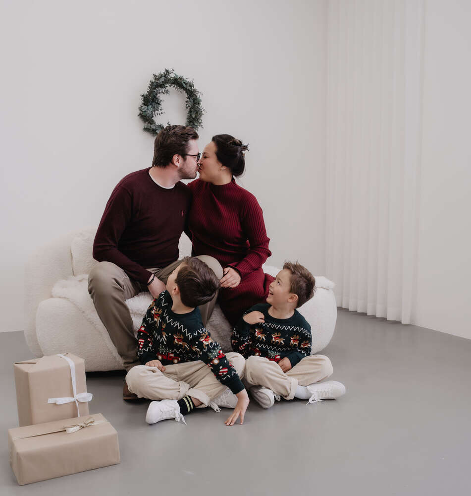 Anika Lowry Photography (Anika Lowry Photography)