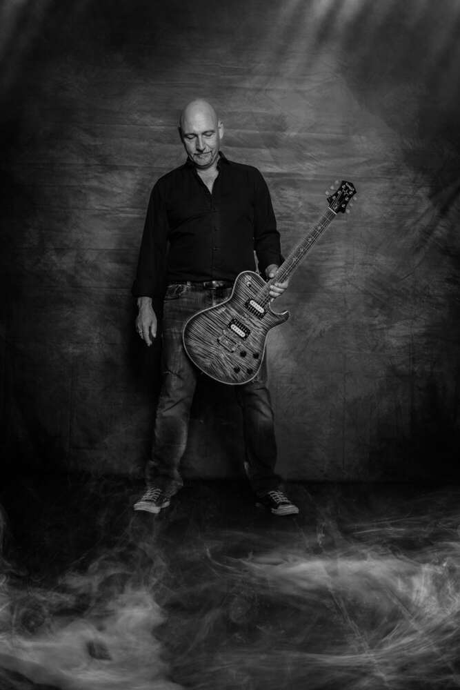 Anika Lowry Photography (Anika Lowry Photography)