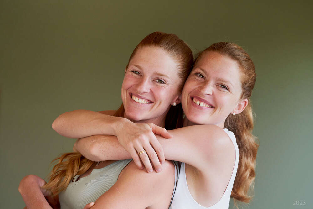 Sisterlove (Vreni Arbes Fotografie)