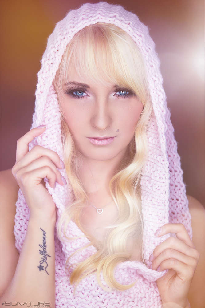 Beauty Girl (Signature Studio Line)