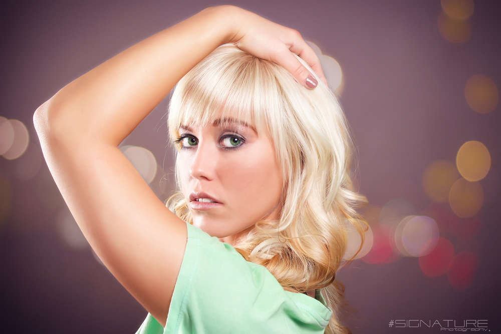 Girl Portrait (Signature Studio Line)