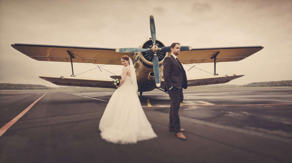 Hochzeitsbilder am Flugplatz (Fotografie-Link)