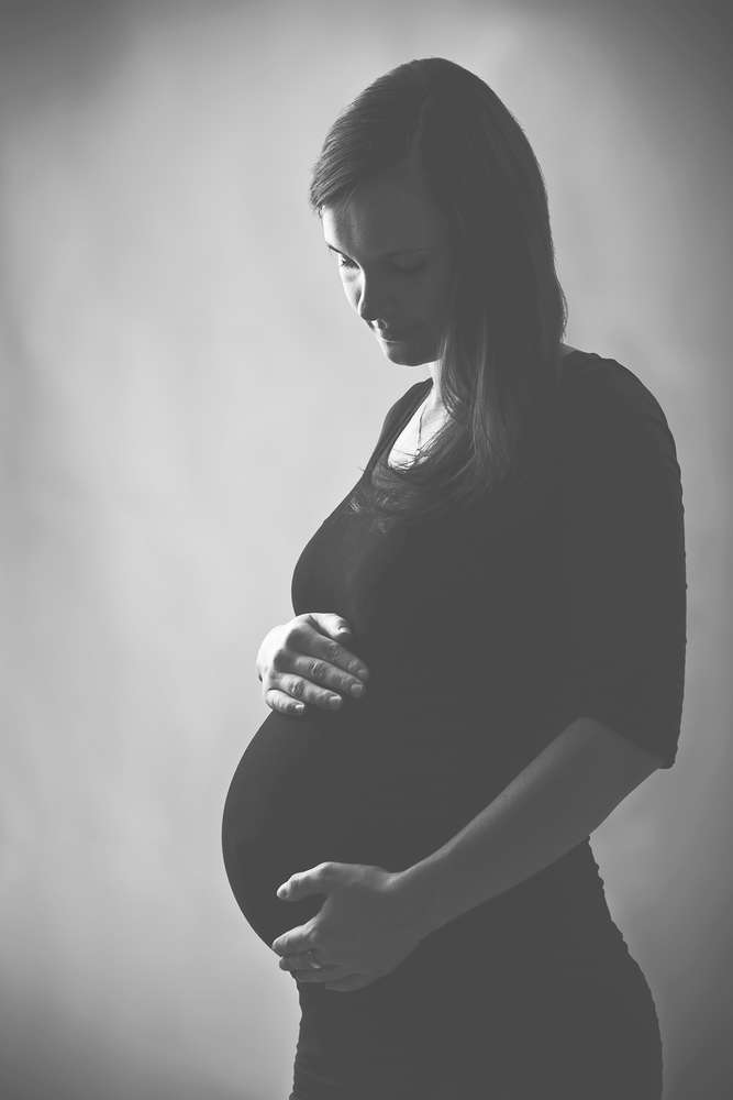 Romantischer Babybauch (Liebefotografieren)