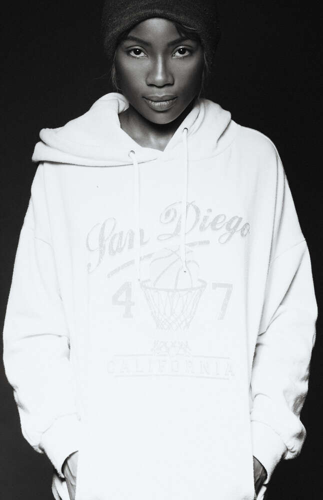 VALENTIN ZWICK PHOTOGRAPHY (VALENTIN ZWICK PHOTOGRAPHY)