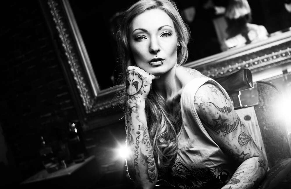 VALENTIN ZWICK PHOTOGRAPHY (VALENTIN ZWICK PHOTOGRAPHY)