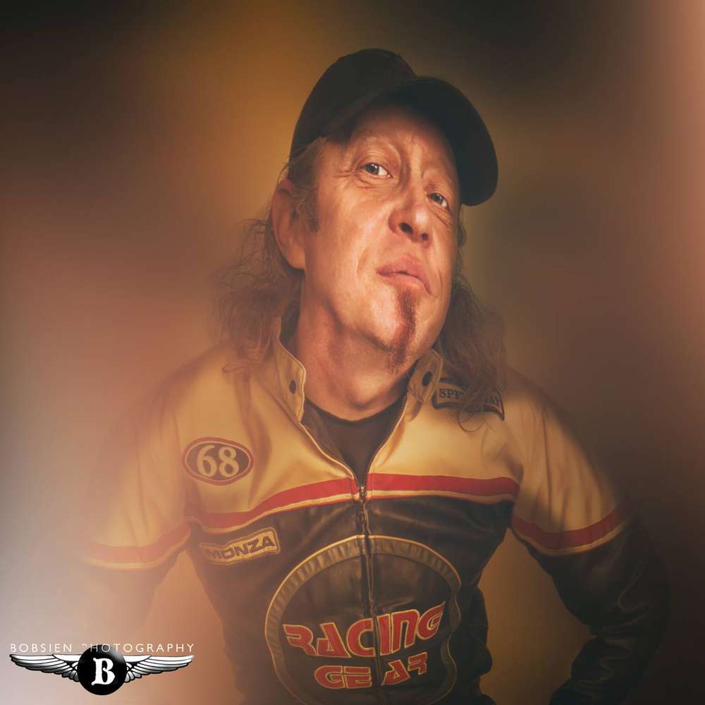 BOBSIEN-PHOTOGRAPHY (BOBSIEN-PHOTOGRAPHY)