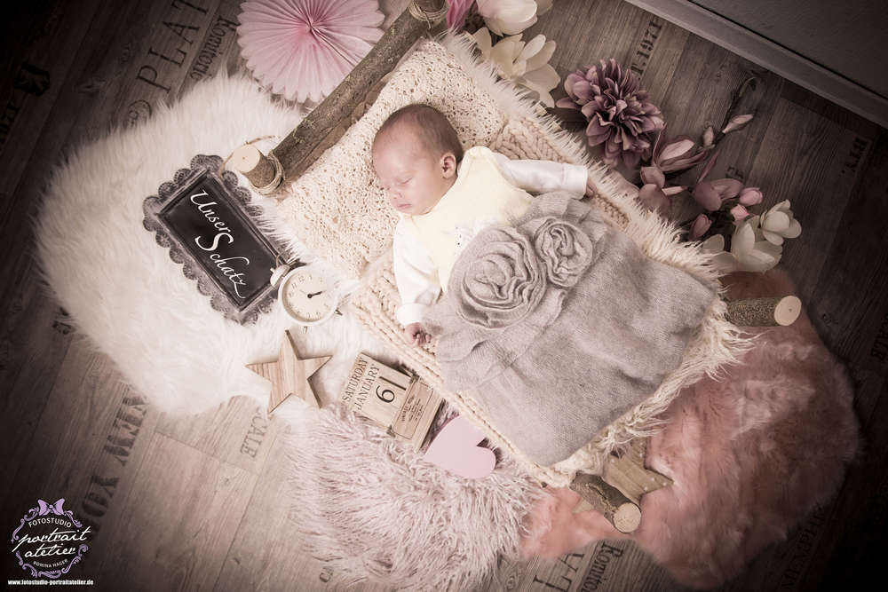 Newborn (Fotostudio Portrait Atelier)