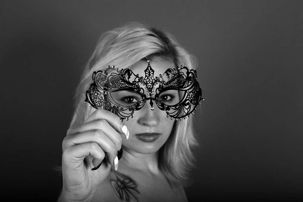 Die Maske (sk.photo - photography by stephan kurzke)