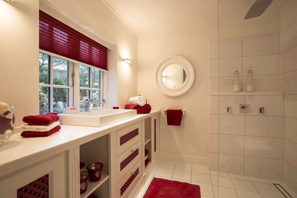 Red&White (Immofoto-Sylt.de)