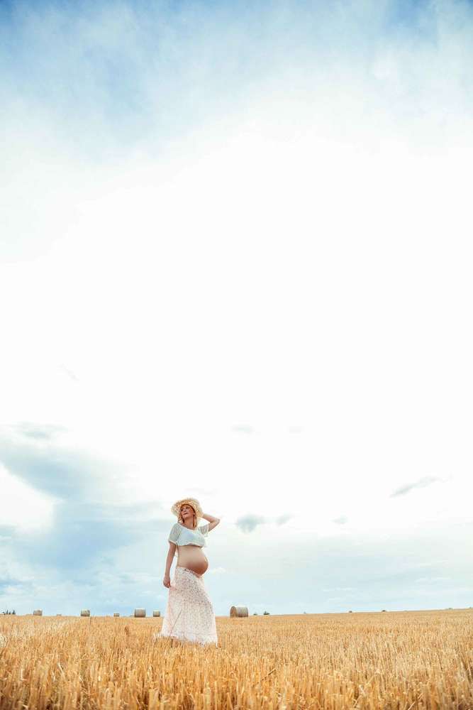 Pregnancy (amera|photography)