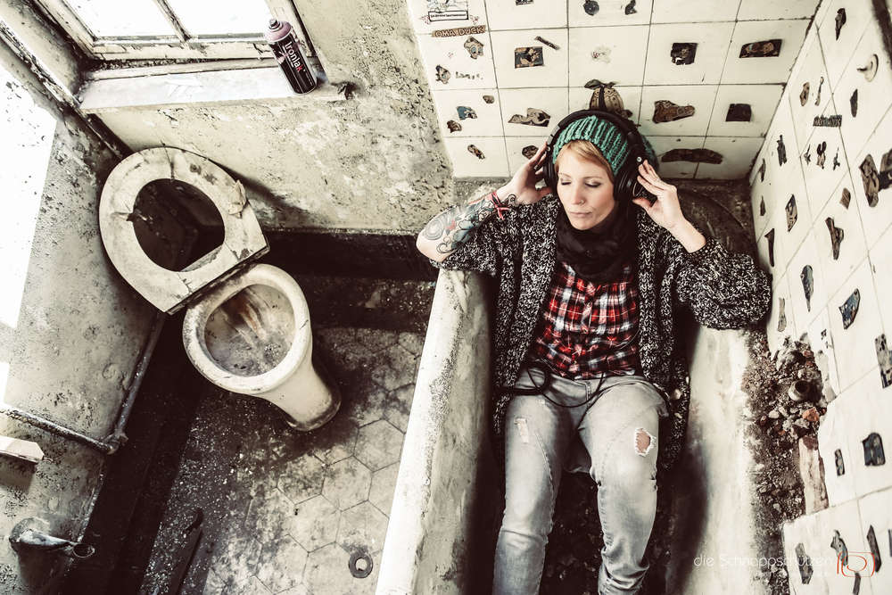 lost in time & place (die Schnappschützen)