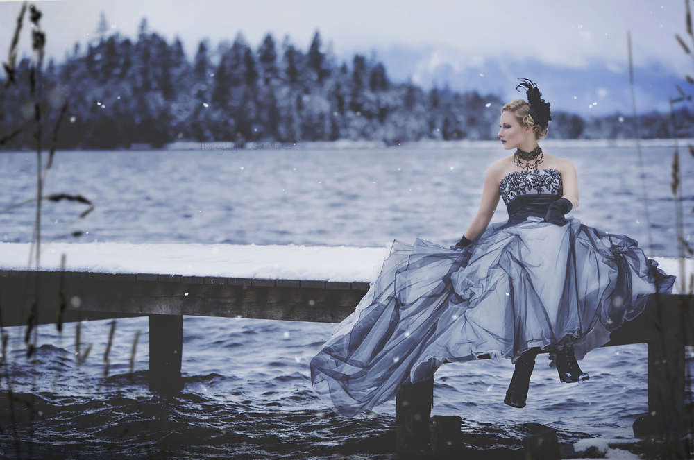 Glamour Editorial (HoneyLightSolutions)